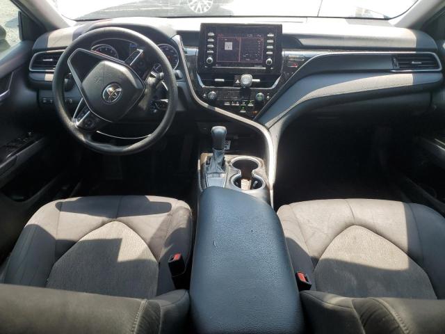 4T1C11AK2NU643073 - 2022 TOYOTA CAMRY LE ვერცხლისფერი ფოტო 8