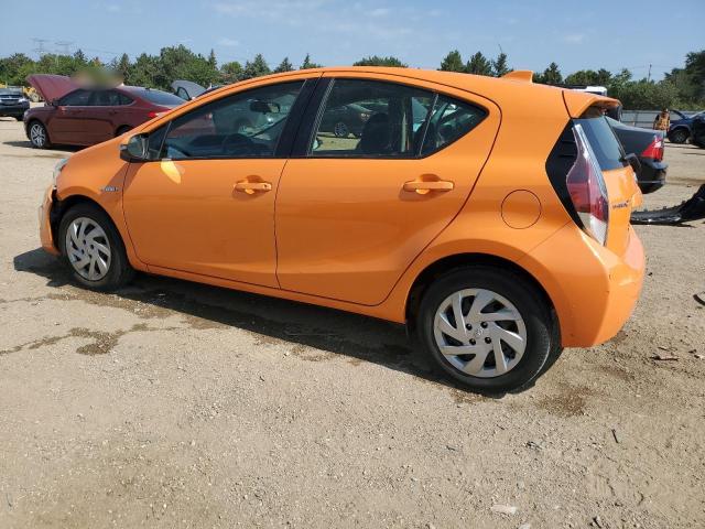 JTDKDTB39F1088930 - 2015 TOYOTA PRIUS C ORANGE photo 2