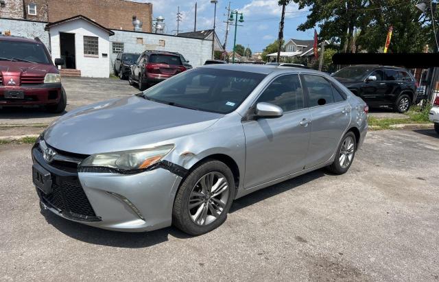 4T1BF1FK6GU507845 - 2016 TOYOTA CAMRY LE SILVER photo 2