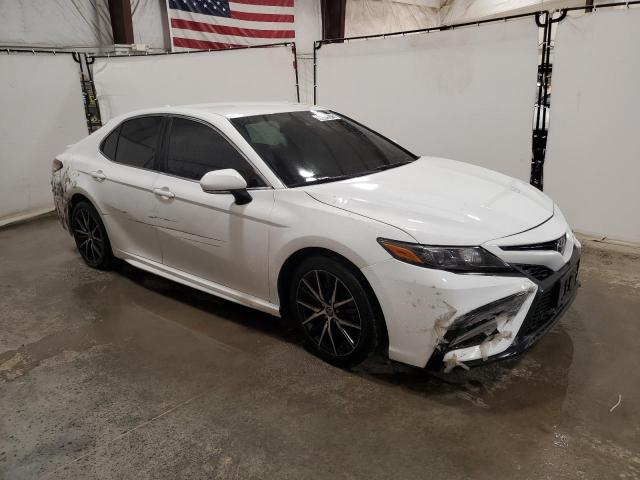 4T1G11AKXNU664674 - 2022 TOYOTA CAMRY SE WHITE photo 4