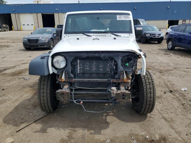 1C4AJWAG9CL264921 - 2012 JEEP WRANGLER SPORT Weiß Foto 5