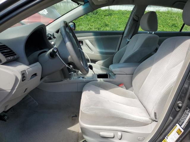 4T4BF3EK3AR007796 - 2010 TOYOTA CAMRY BASE GRAY photo 7