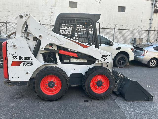 ALM427824 - 2019 BOBCAT S570 WHITE photo 9