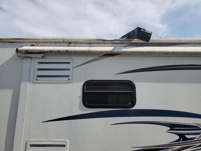 4YDT31624DB453161 - 2013 KEYSTONE OUTBACK WHITE photo 8