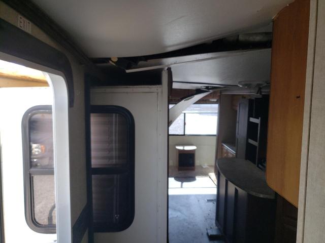 4YDT31624DB453161 - 2013 KEYSTONE OUTBACK WHITE photo 9