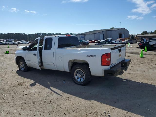 1GCRKSEA4CZ140583 - 2012 CHEVROLET SILVERADO WHITE photo 2