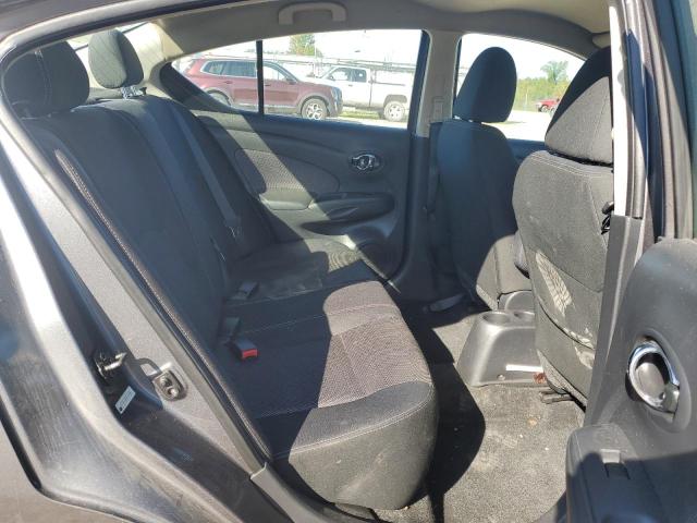 3N1CN7AP2GL910493 - 2016 NISSAN VERSA S SILVER photo 10