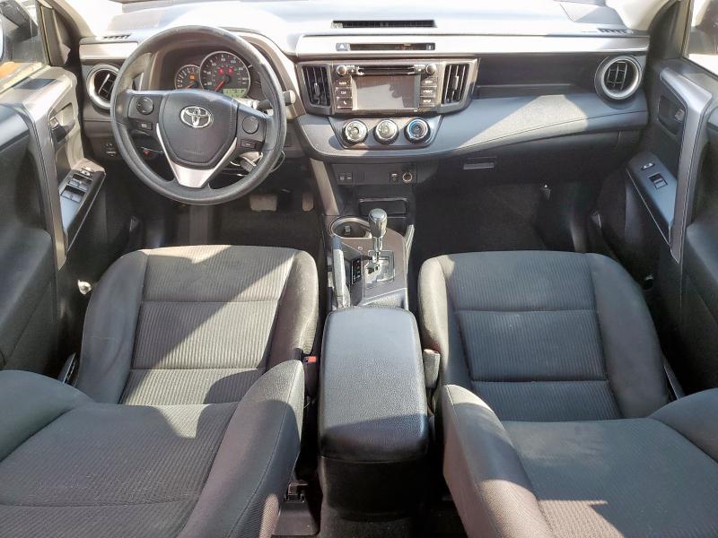 JTMZFREV8GJ094521 - 2016 TOYOTA RAV4 LE WHITE photo 8