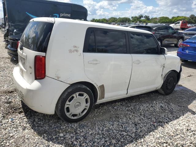 JTLZE4FEXA1115014 - 2010 TOYOTA SCION XB WHITE photo 3