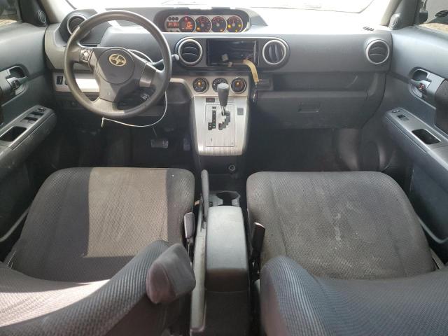 JTLZE4FEXA1115014 - 2010 TOYOTA SCION XB WHITE photo 8