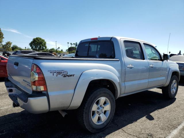 3TMJU4GN9BM117528 - 2011 TOYOTA TACOMA DOUBLE CAB PRERUNNER SILVER photo 3