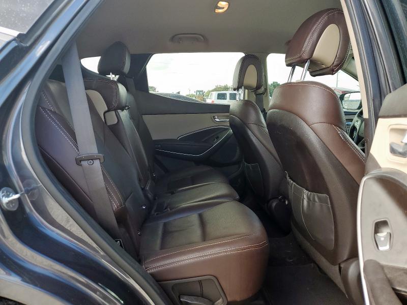 5XYZU3LB9HG417715 - 2017 HYUNDAI SANTA FE S GRAY photo 11