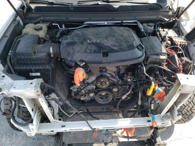 1GCGTEEN4H1310536 - 2017 CHEVROLET COLORADO ZR2 WHITE photo 11