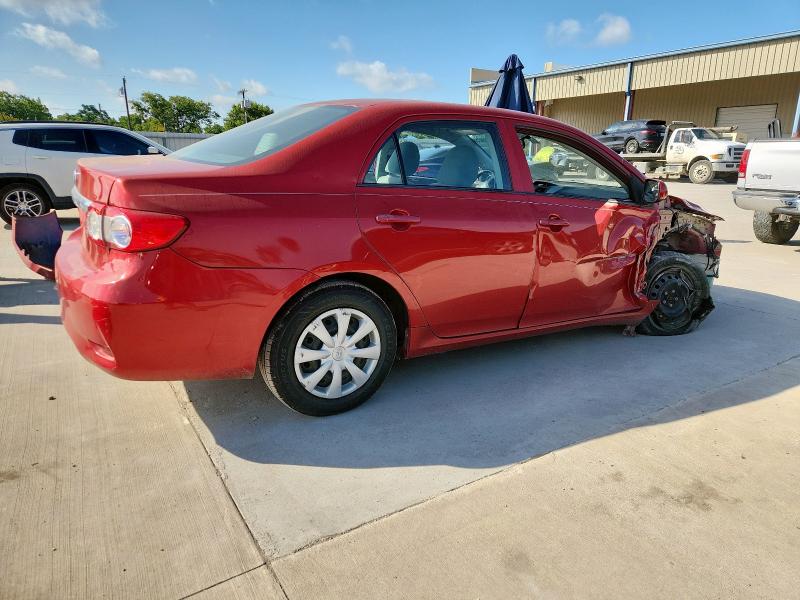 5YFBU4EE4CP061922 - 2012 TOYOTA COROLLA BASE RED photo 3