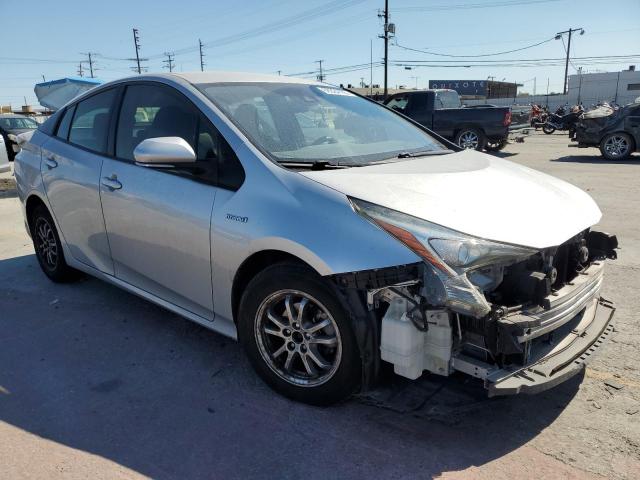 JTDKBRFU5J3080915 - 2018 TOYOTA PRIUS SILVER photo 4