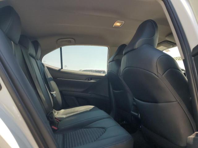 4T1T11AK4PU165399 - 2023 TOYOTA CAMRY SE NIGHT SHADE WHITE photo 10