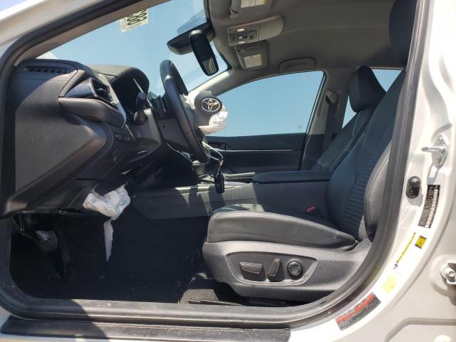 4T1T11AK4PU165399 - 2023 TOYOTA CAMRY SE NIGHT SHADE WHITE photo 7