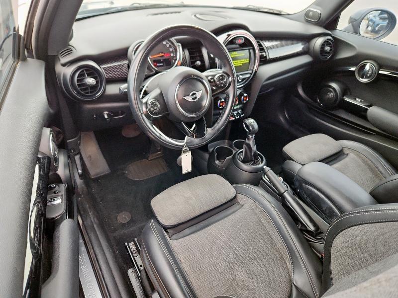 WMWXP7C53J2A48608 - 2018 MINI COOPER S GRAY photo 8