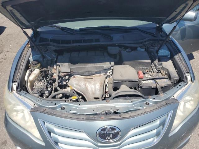 4T1BF3EKXBU735515 - 2011 TOYOTA CAMRY BASE GREEN photo 11