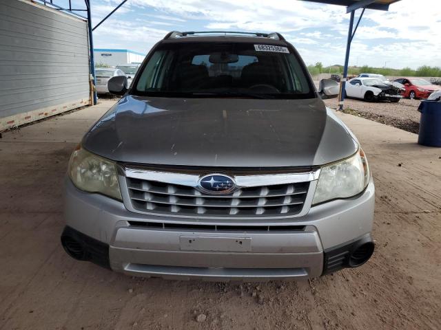 JF2SHBDC5BH771979 - 2011 SUBARU FORESTER 2.5X PREMIUM 银色 照片 5