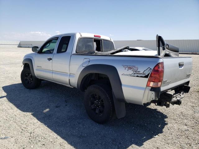 5TETU62N88Z586200 - 2008 TOYOTA TACOMA PRERUNNER ACCESS CAB SILVER photo 2