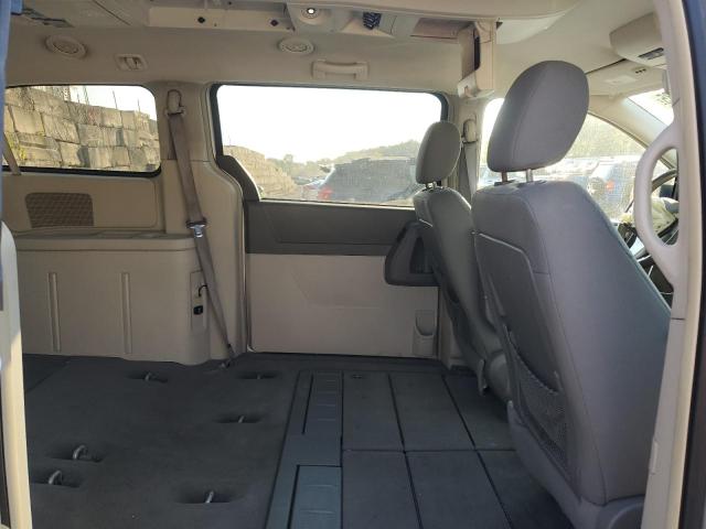 2D4RN5D12AR106579 - 2010 DODGE GRAND CARAVAN SXT SILVER photo 11