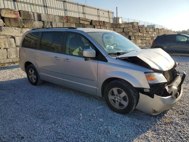 2D4RN5D12AR106579 - 2010 DODGE GRAND CARAVAN SXT SILVER photo 4