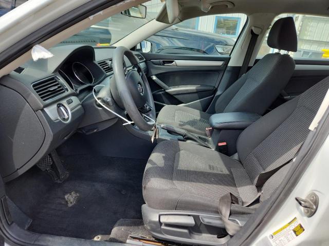 1VWAT7A3XHC014668 - 2017 VOLKSWAGEN PASSAT S WHITE photo 7