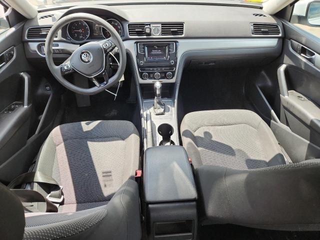 1VWAT7A3XHC014668 - 2017 VOLKSWAGEN PASSAT S WHITE photo 8