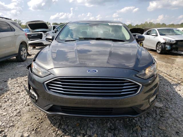 3FA6P0HD7LR252190 - 2020 FORD FUSION SE GRAY photo 5