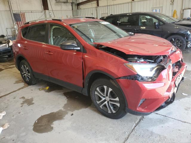 JTMBFREV8HJ154266 - 2017 TOYOTA RAV4 LE RED photo 4
