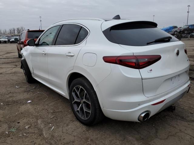 ZASPAKBN8M7D01698 - 2021 ALFA ROMEO STELVIO TI WHITE photo 2