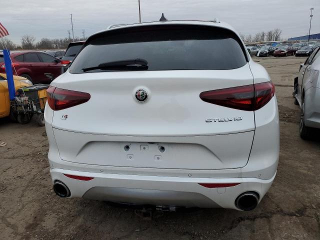 ZASPAKBN8M7D01698 - 2021 ALFA ROMEO STELVIO TI WHITE photo 6
