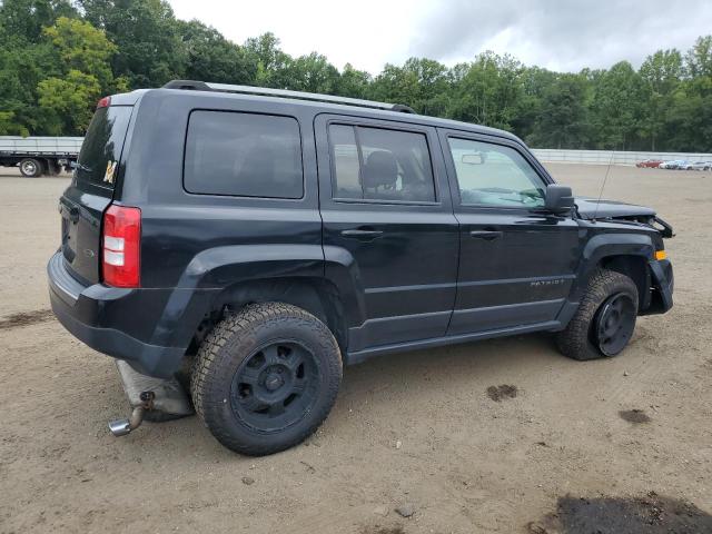 1C4NJRBB9HD180122 - 2017 JEEP PATRIOT SPORT BLACK photo 3