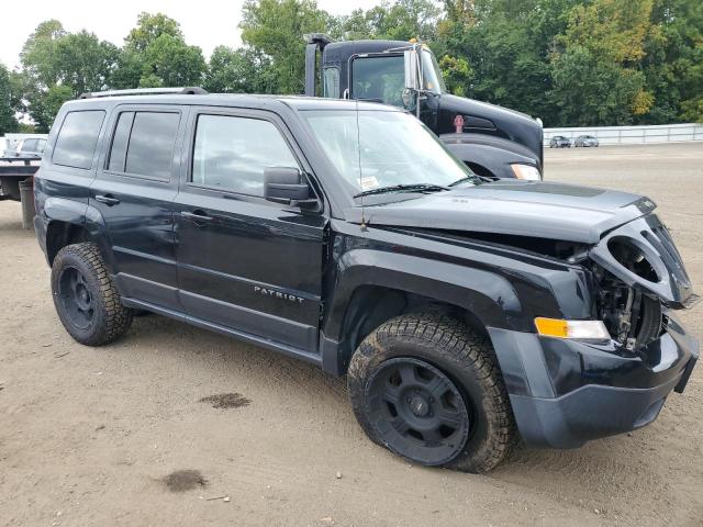 1C4NJRBB9HD180122 - 2017 JEEP PATRIOT SPORT BLACK photo 4