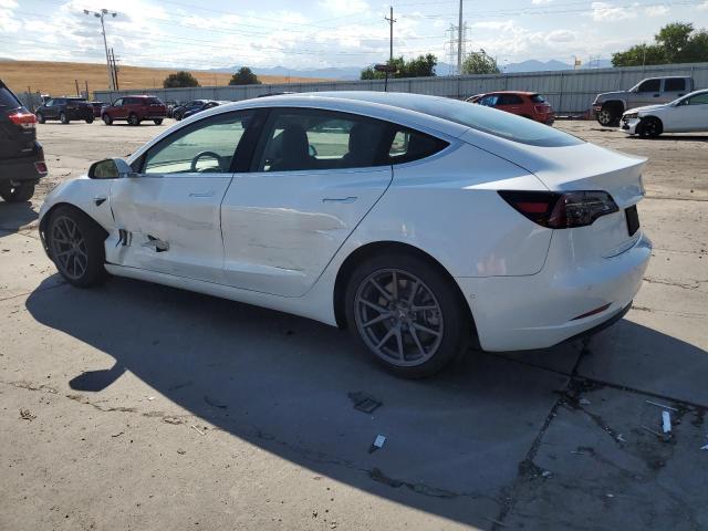 5YJ3E1EB3LF619647 - 2020 TESLA MODEL 3 WHITE photo 2