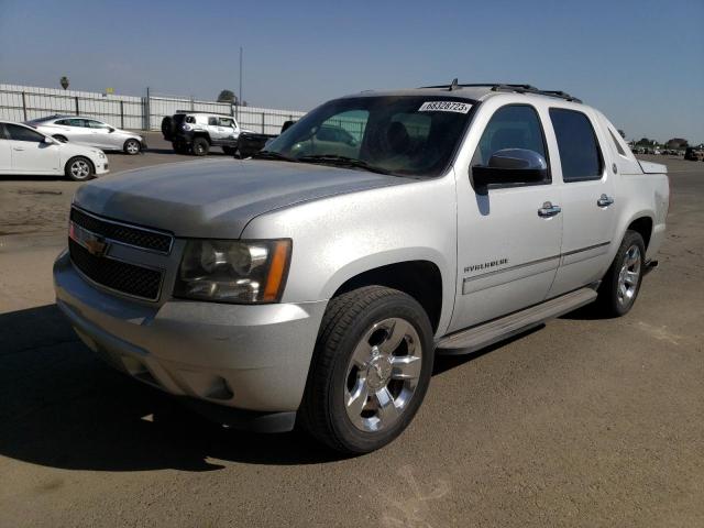 3GNMCGE04DG110116 - 2013 CHEVROLET AVALANCHE LTZ SILVER photo 1