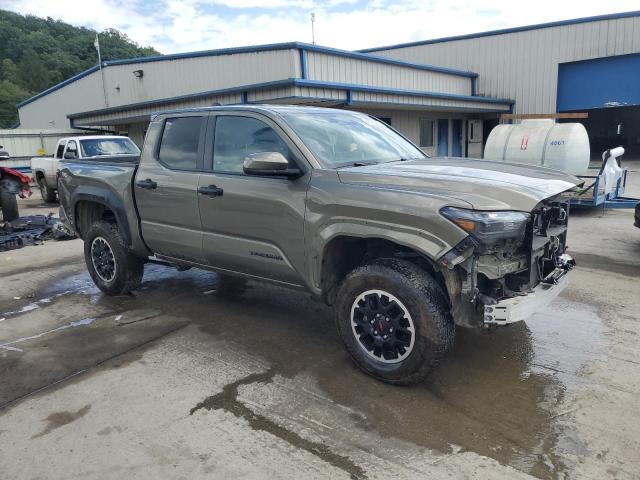 3TYLE5JN6RT033234 - 2024 TOYOTA TACOMA DOUBLE CAB 绿色 照片 4