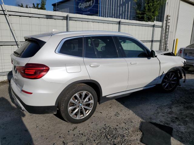 5UXTR9C58JLC69444 - 2018 BMW X3 XDRIVE30I WHITE photo 3