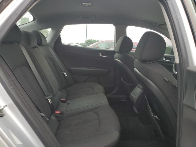 5XXGT4L38JG231974 - 2018 KIA OPTIMA LX SILVER photo 10