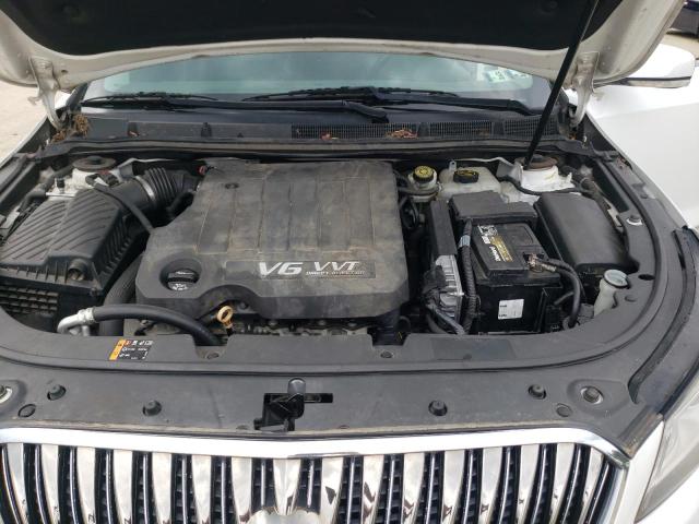 1G4GB5G33GF155019 - 2016 BUICK LACROSSE WHITE photo 11