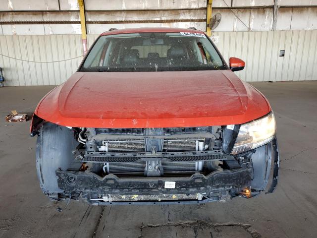 3VV3B7AX9JM024471 - 2018 VOLKSWAGEN TIGUAN SE Помаранчевий фото 5