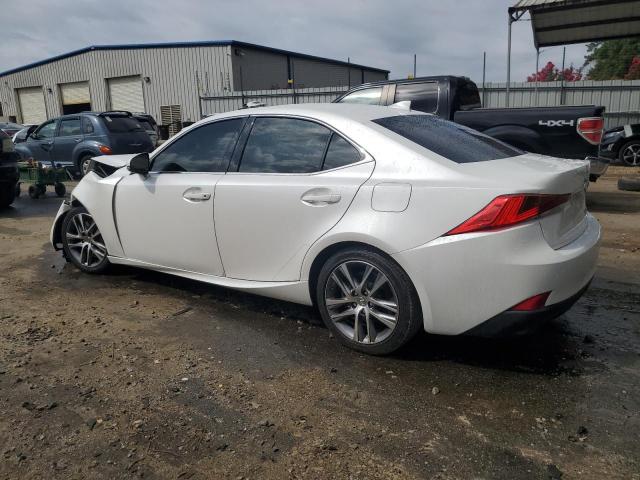 JTHBA1D28K5090834 - 2019 LEXUS IS 300 WHITE photo 2