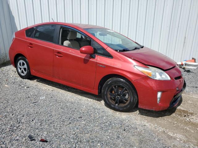 JTDKN3DU2F1961999 - 2015 TOYOTA PRIUS 红色 照片 4