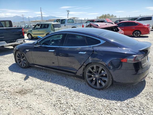5YJSA1DP3DFP10858 - 2013 TESLA MODEL S Blau Foto 2