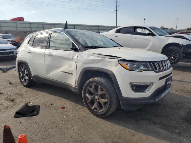 3C4NJDCB3JT115137 - 2018 JEEP COMPASS LIMITED WHITE photo 4