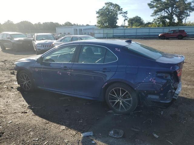 4T1T11BK1PU080552 - 2023 TOYOTA CAMRY SE NIGHT SHADE BLUE photo 2