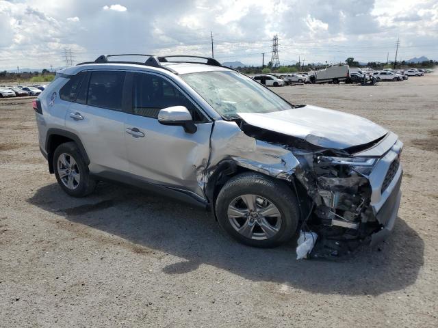 2T3W1RFV7RC287667 - 2024 TOYOTA RAV4 XLE SILVER photo 4