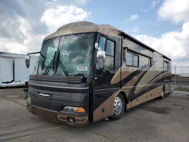 4VZBR24913C043931 - 2003 SPARTAN MOTORS MOTORHOME 4VZ TAN photo 2