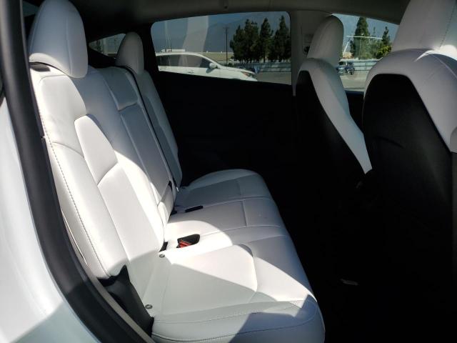 7SAYGDEEXNF534712 - 2022 TESLA MODEL Y WHITE photo 11